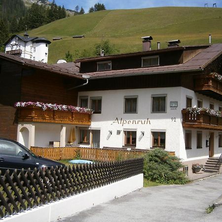 Gastehaus Alpenruh Lägenhet Holzgau Exteriör bild