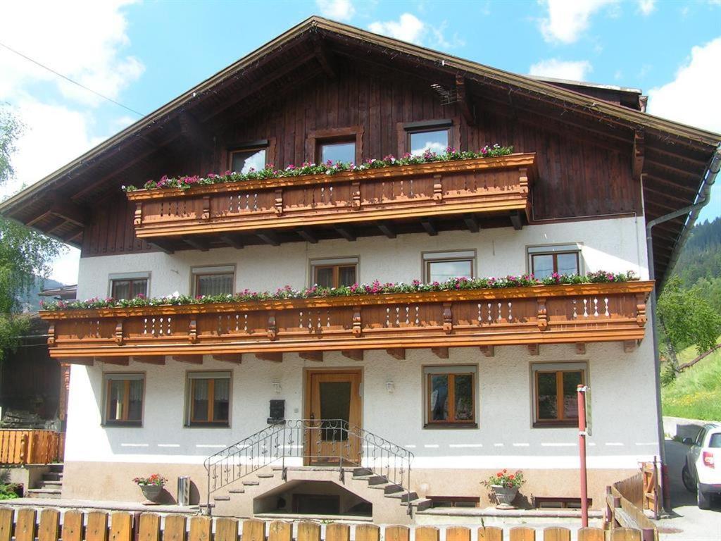 Gastehaus Alpenruh Lägenhet Holzgau Exteriör bild